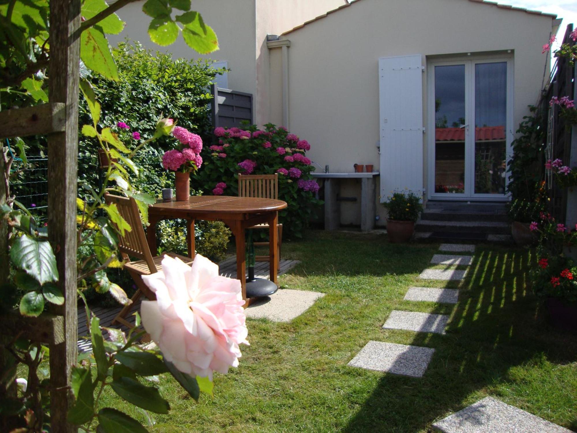 Mer A Pied Vrai Lit Linge Fourni Jardin Bretignolles-sur-Mer Exterior photo