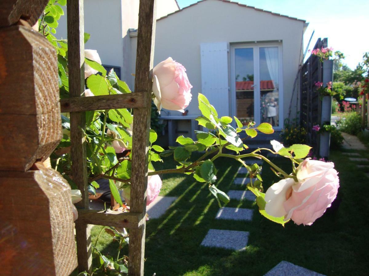Mer A Pied Vrai Lit Linge Fourni Jardin Bretignolles-sur-Mer Exterior photo